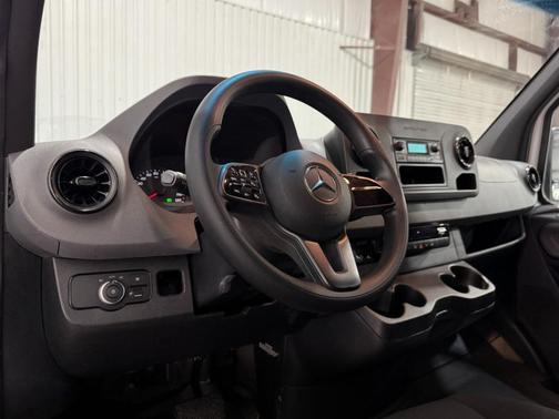 2021 Mercedes-Benz Sprinter 2500 High Roof