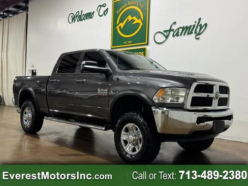 Granite Crystal Metallic Clearcoat 2018 RAM 2500 Tradesman Crew Cab 4x4 6'4' Box