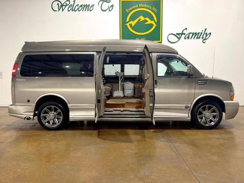 2014 GMC Savana 2500 Upfitter
