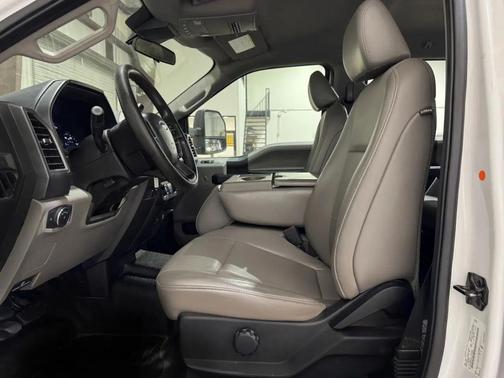 Oxford White 2020 Ford F-450 XL