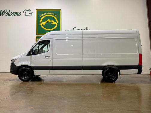 2023 Mercedes-Benz Sprinter 2500 High Roof
