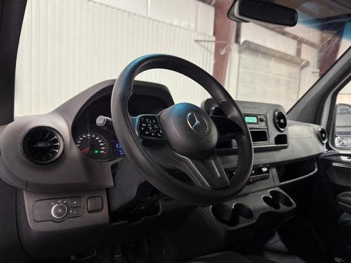 2023 Mercedes-Benz Sprinter 2500 High Roof