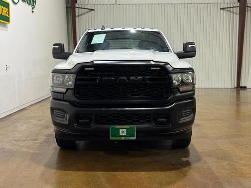 White 2024 RAM 3500 Tradesman/SLT/Laramie/Limited