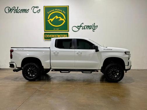 Summit White 2021 Chevrolet Silverado 1500 LT