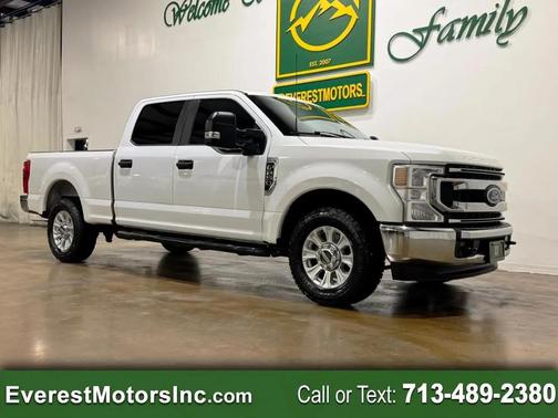 2022 Ford F-250 STX 4X2 CREWCAB  SHORT BED  6.2L V8 GAS 1OWNER