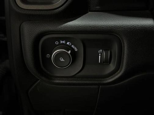 Maximum Steel Metallic Clearcoat 2022 RAM 3500 Tradesman Crew Cab 4x4 8' Box