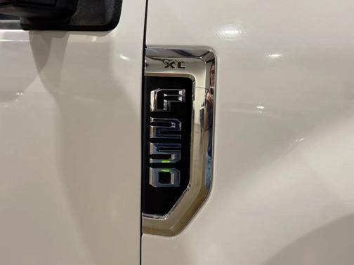 Oxford White 2019 Ford F-250 XL