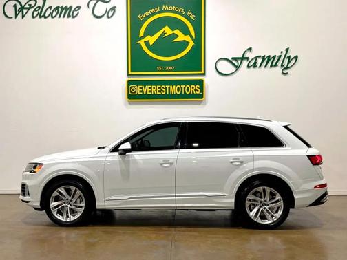 2021 Audi Q7 55 Premium