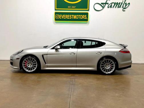 2013 Porsche Panamera GTS