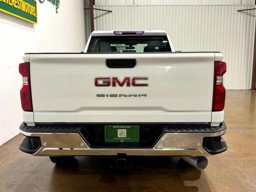 2023 GMC Sierra 2500 Base