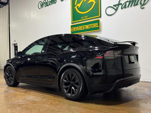 2022 Tesla Model X Dual Motor All-Wheel Drive