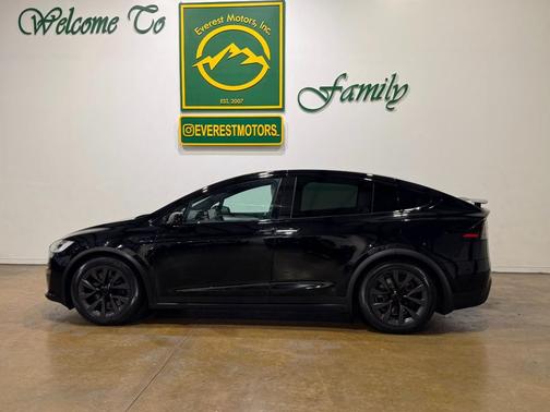 2022 Tesla Model X Dual Motor All-Wheel Drive