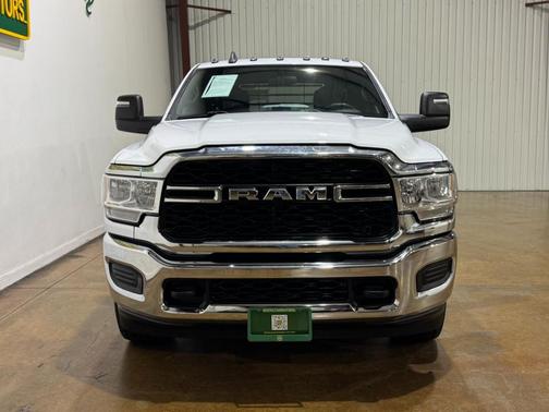 2024 RAM 3500 Tradesman/SLT/Laramie/Limited