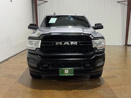 2022 RAM 2500 Tradesman Crew Cab 4x4 8' Box