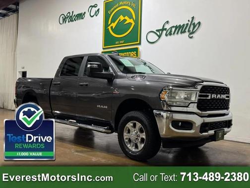 Granite Crystal Metallic Clearcoat 2024 RAM 2500 Big Horn Crew Cab 4x4 6'4' Box