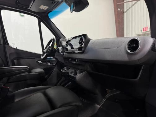 2021 Mercedes-Benz Sprinter 2500 High Roof