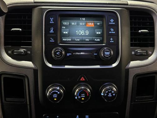 2018 RAM 2500 Tradesman Crew Cab 4x4 6'4' Box