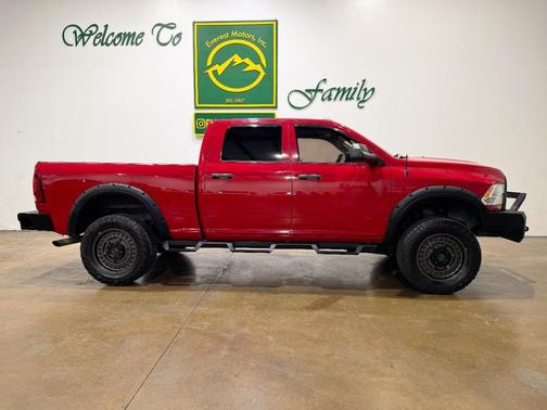 2018 RAM 2500 Tradesman Crew Cab 4x4 6'4' Box