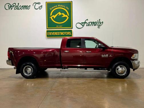 Delmonico Red Pearlcoat 2017 RAM 3500 Lone Star Crew Cab 4x4 8' Box
