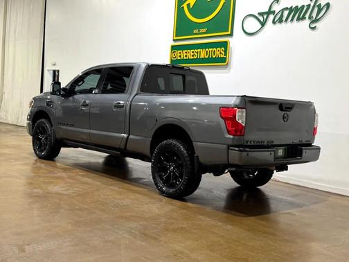 2019 Nissan Titan XD SL