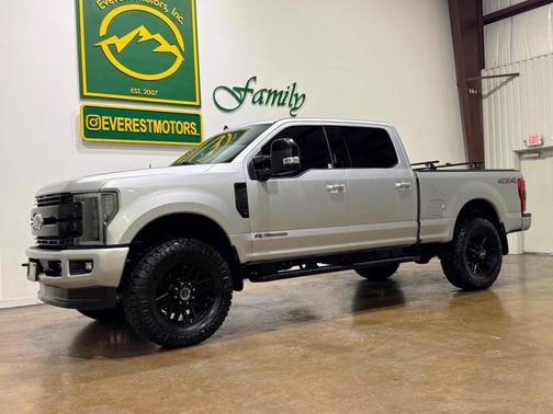2019 Ford F-350 Lariat