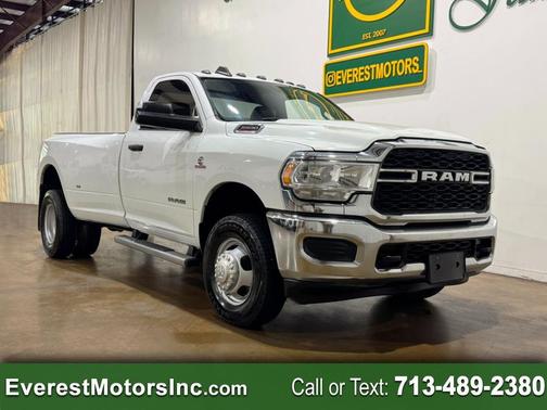 2022 RAM 3500 Tradesman