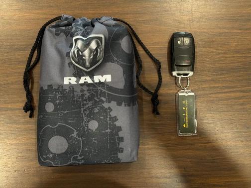 2021 RAM 2500 Tradesman Crew Cab 4x4 8' Box