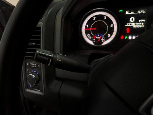 2017 RAM 3500 Tradesman Crew Cab 4x4 8' Box