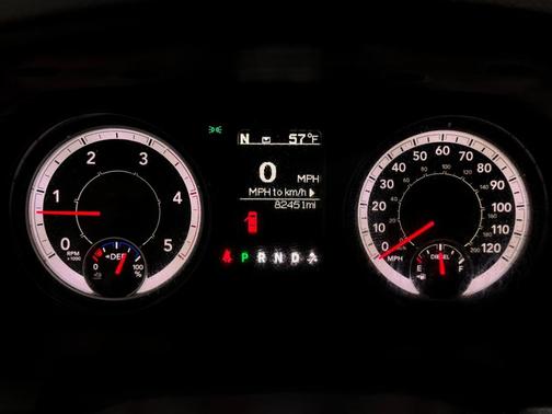 2017 RAM 3500 Tradesman Crew Cab 4x4 8' Box