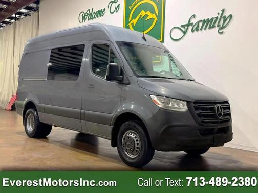 Gray 2021 Mercedes-Benz Sprinter 3500 Standard Roof