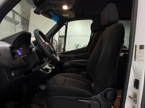 2019 Mercedes-Benz Sprinter 2500 High Roof