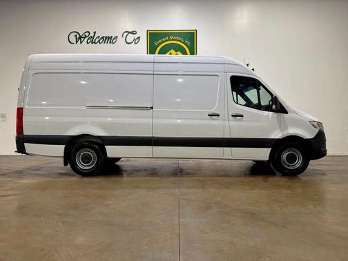 2024 Mercedes-Benz Sprinter 2500 High Roof