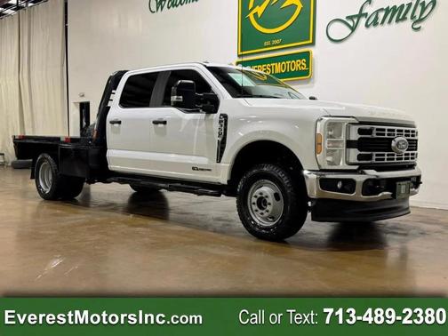 Oxford White 2024 Ford F-350 XL