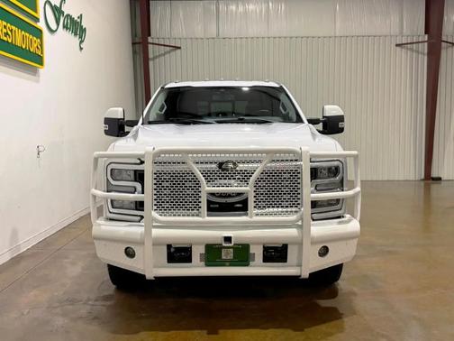 2023 Ford F-350 Lariat