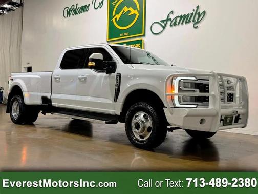 2023 Ford F-350 Lariat