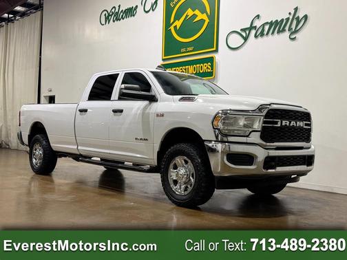 2021 RAM 2500 Tradesman Crew Cab 4x4 8' Box