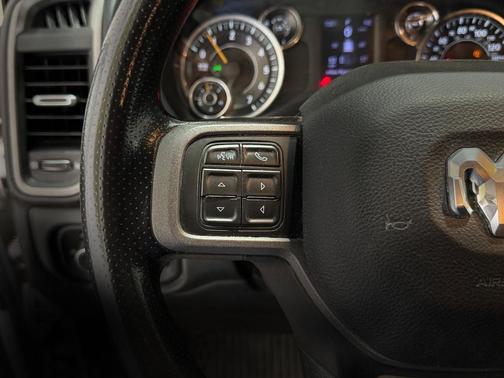 2021 RAM 2500 Tradesman Crew Cab 4x4 8' Box