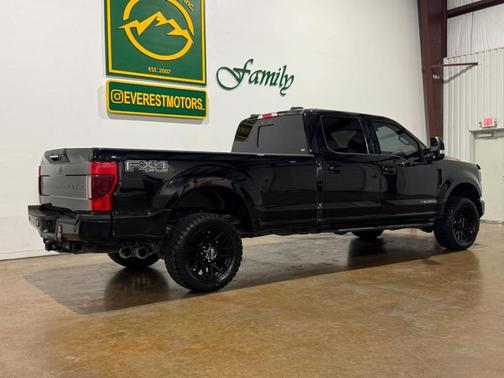 2022 Ford F-350 Lariat