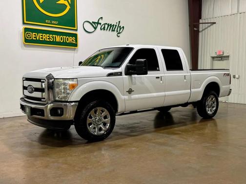 White 2016 Ford F-250 Lariat