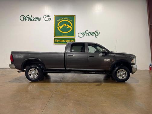 2018 RAM 2500 Tradesman Crew Cab 4x4 8' Box