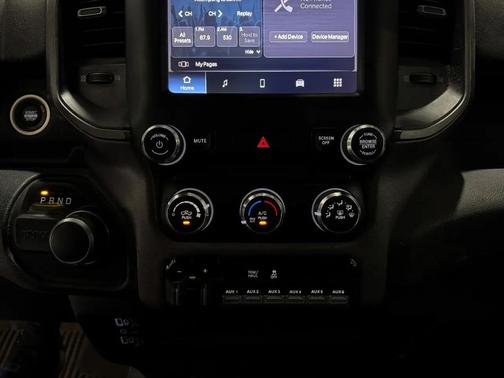 Bright White Clearcoat 2022 RAM 2500 Tradesman Crew Cab 4x4 8' Box