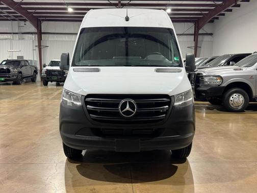 2023 Mercedes-Benz Sprinter 2500 High Roof