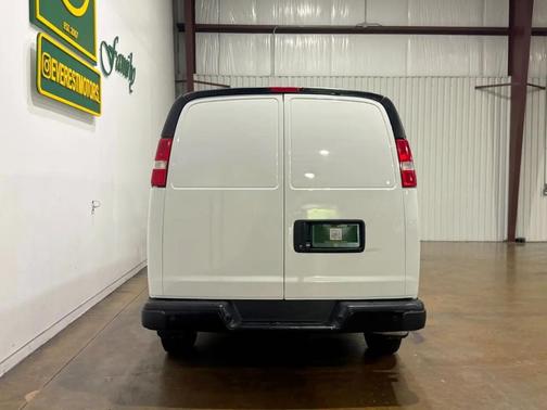 Summit White 2020 Chevrolet Express 3500 RWD 3500 Extended Wheelbase WT