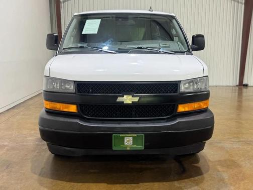 Summit White 2020 Chevrolet Express 3500 RWD 3500 Extended Wheelbase WT