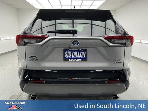 2021 Toyota RAV4 Hybrid SE