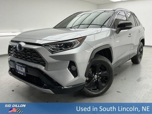 2021 Toyota RAV4 Hybrid SE