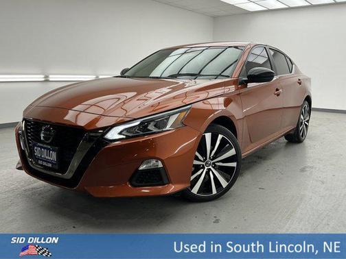 2022 Nissan Altima SR Intelligent AWD