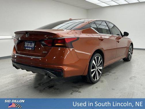 2022 Nissan Altima SR Intelligent AWD