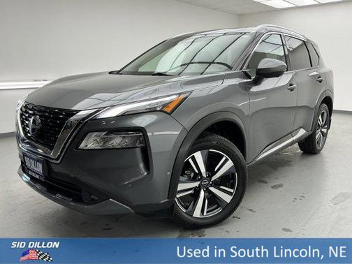 2022 Nissan Rogue SL