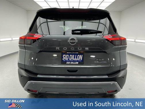 2022 Nissan Rogue SL
